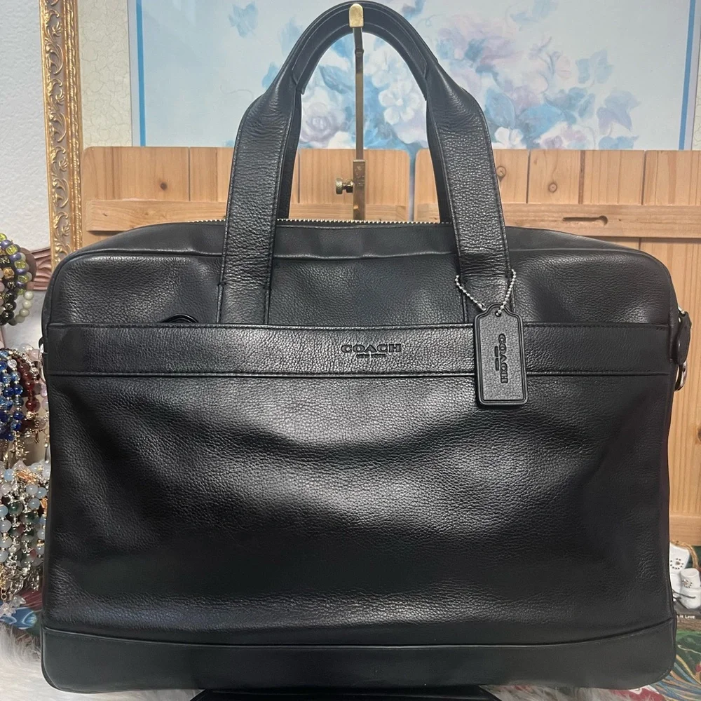 Coach Black Leather Men's Briefcase. Can be unisex.